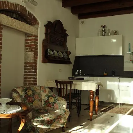 Apartment Residenza Carducci Centro Storico *
