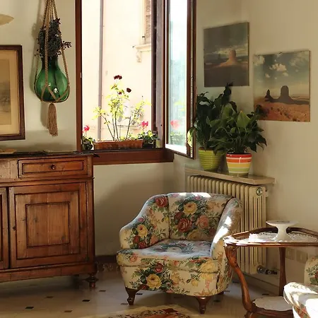 Residenza Carducci Centro Storico *